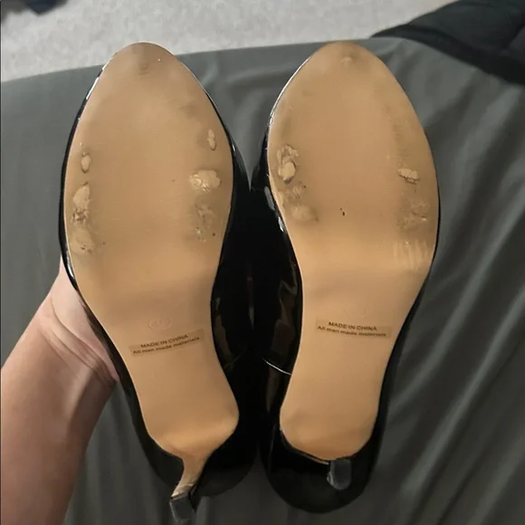 Patent Black Platform Heels - Picture 4 of 4